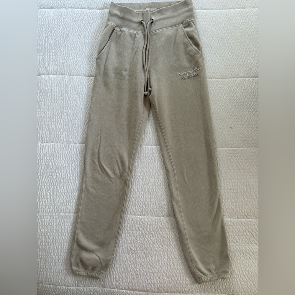 Women’s Abercrombie & Fitch Beige Joggers